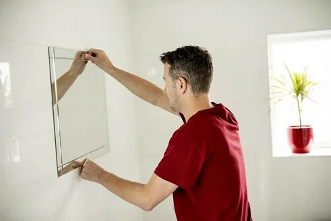 handyman heavy mirror hanging